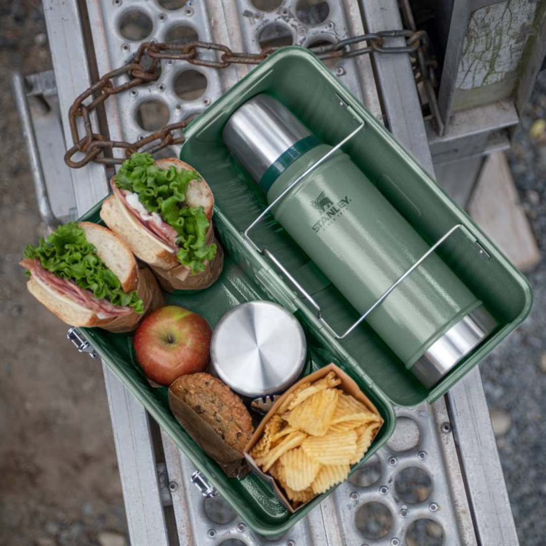 The Legendary Classic Lunchbox 9.5L - Hammertone Green