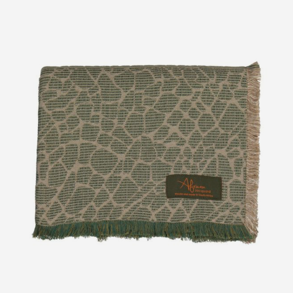 Safari Throw - Giraffe Mushroom