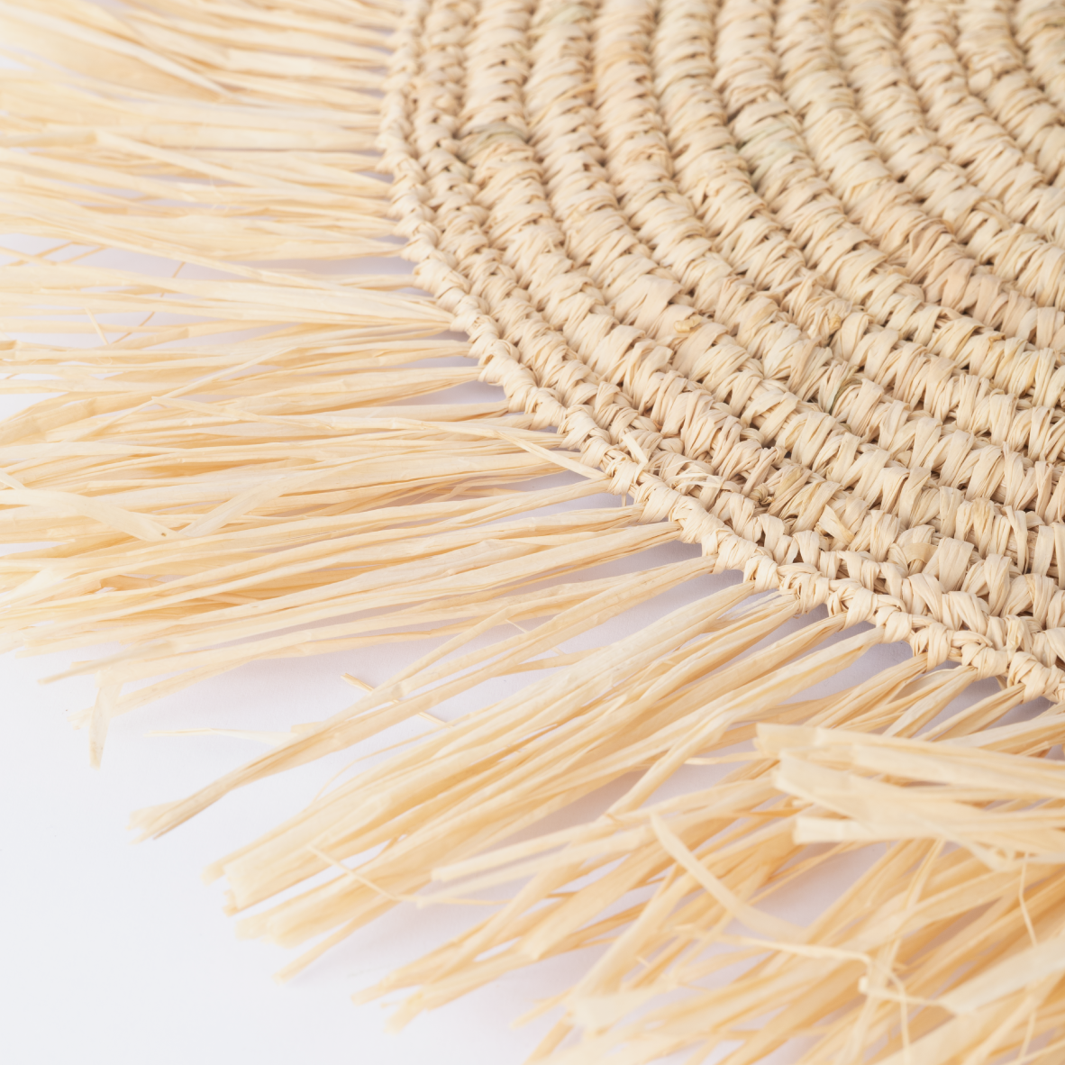 Raffia Placemat With Frill - Natural