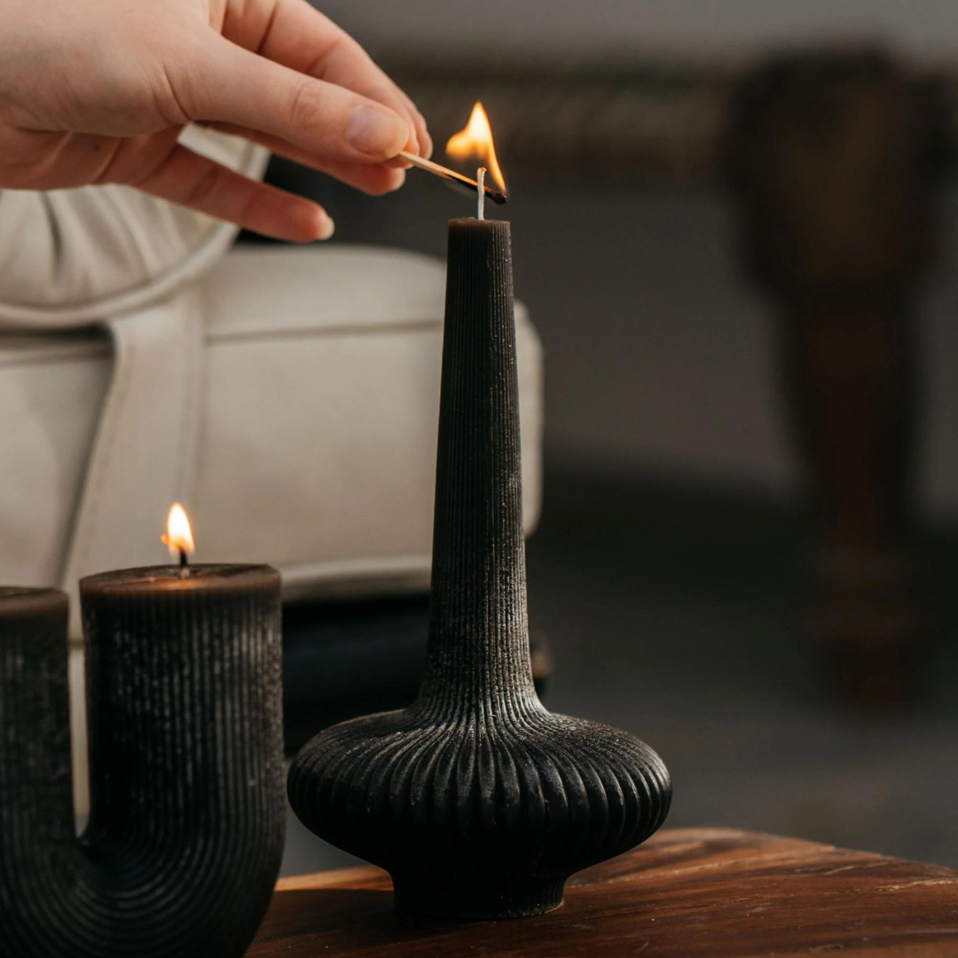 Sculpted Vase Candle - Charcoal