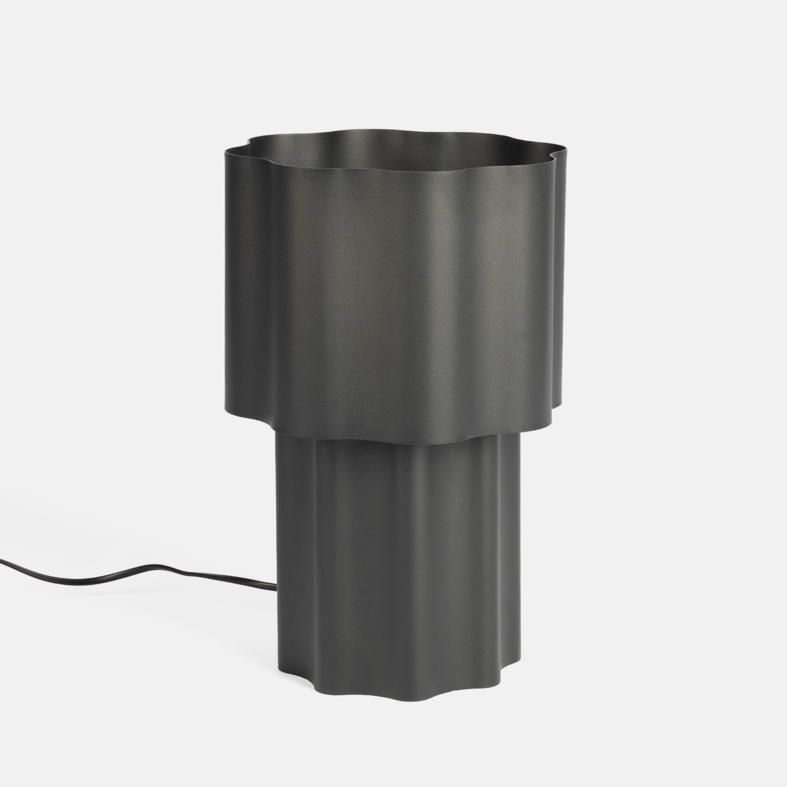 Scallop Lamp - Black