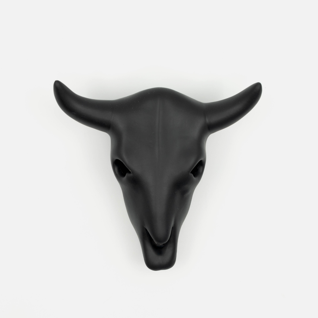 Cow Skull Medium - Black
