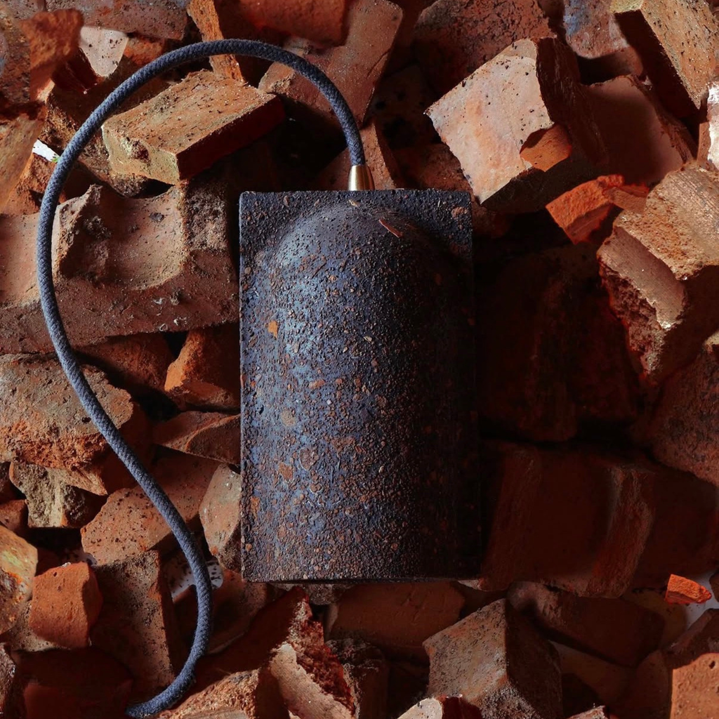 Wayst Pendant - Coal