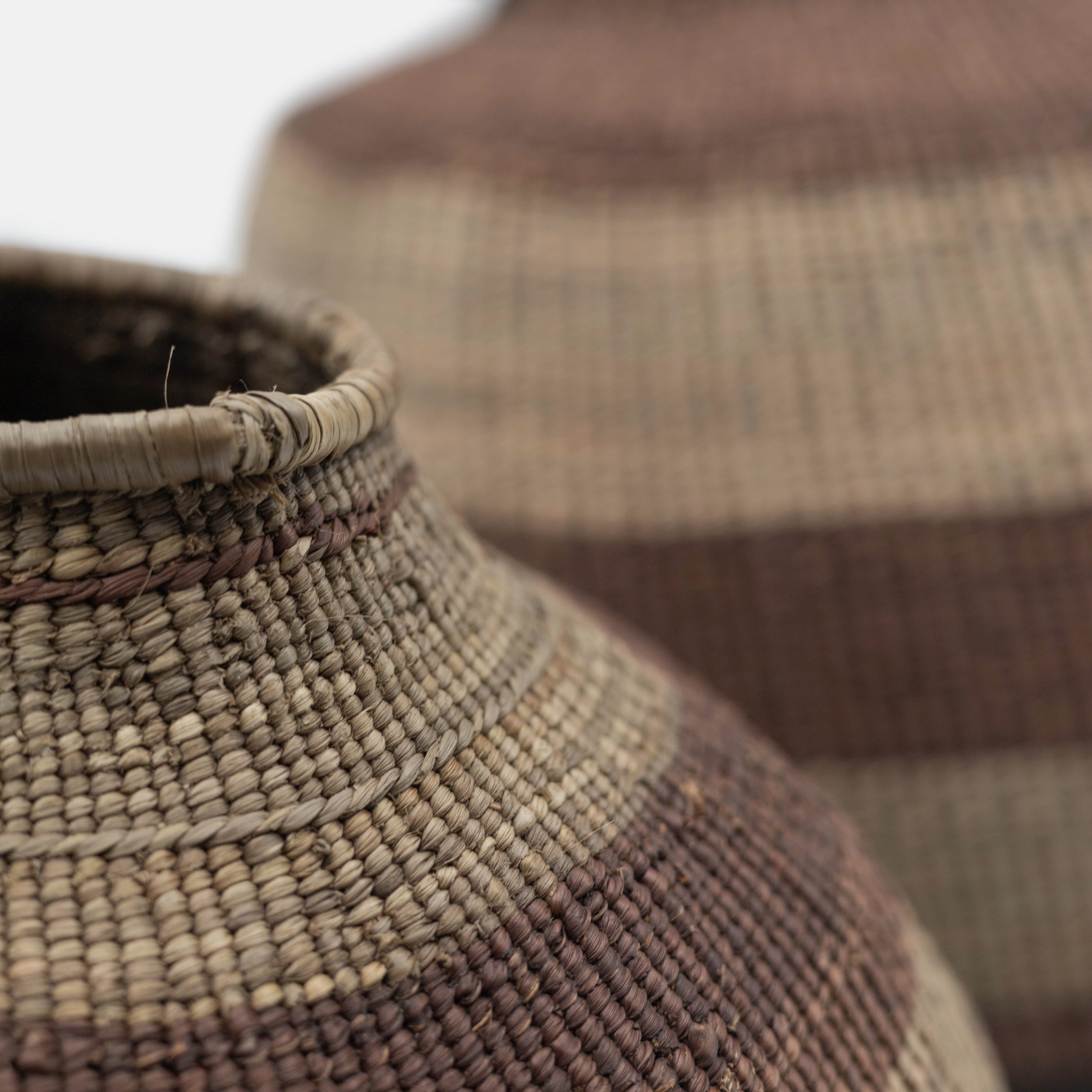 Kubu Basket - Brown & Natural