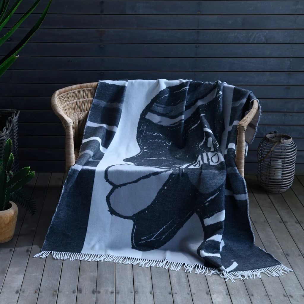 Isibusiso Sabaphansi Throw - Natural & Wild Dove