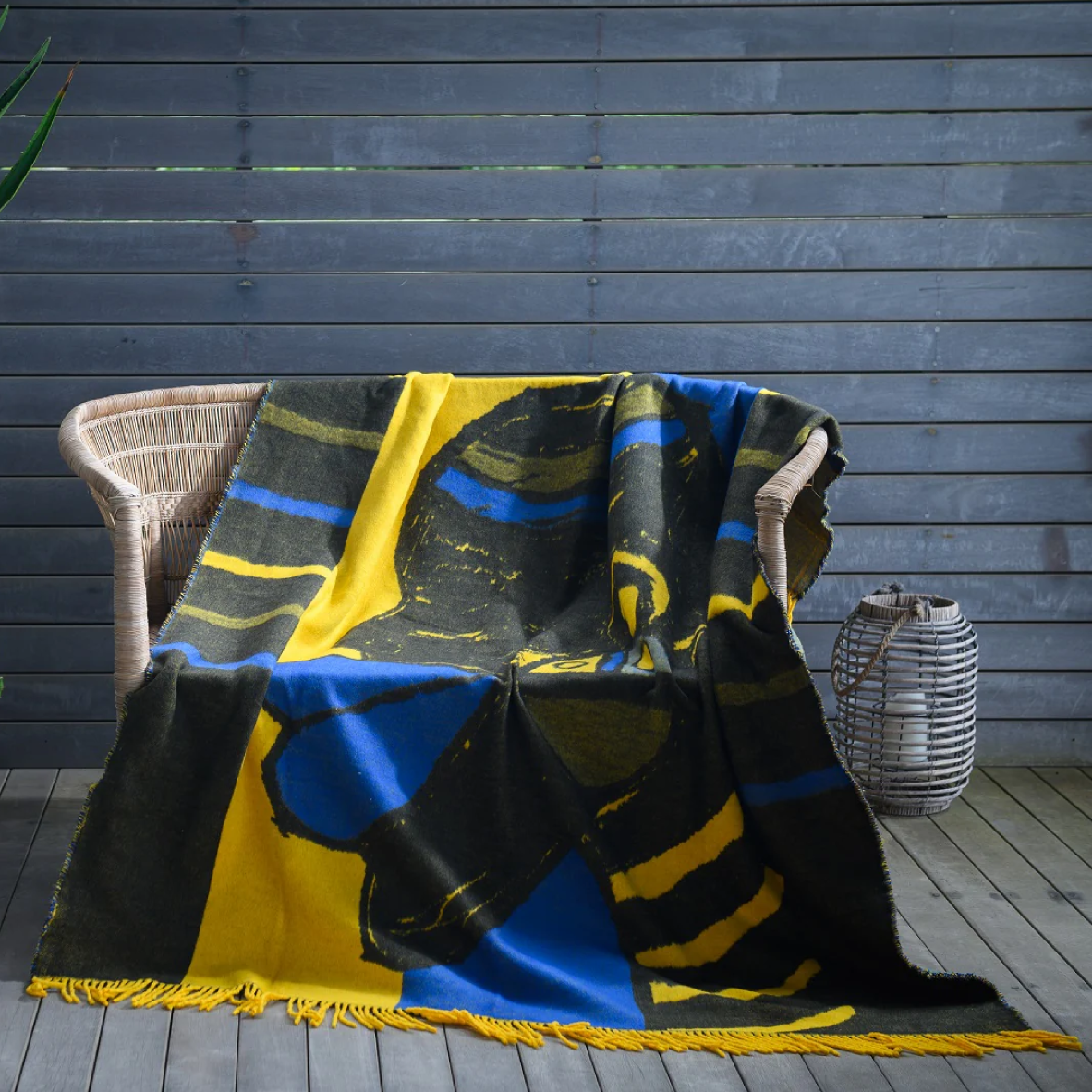 Isibusiso Sabaphansi Throw - Yellow & Old Royal