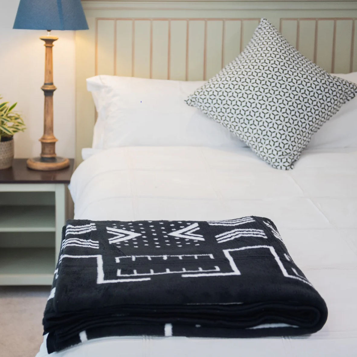 Mali Mud Cloth Blanket - Black & White