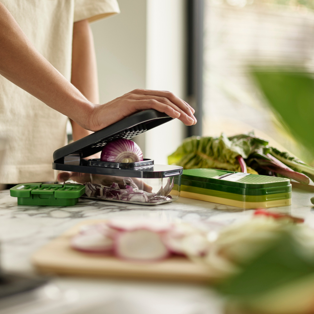 Multi-Prep™ Compact Multicolour 4-Piece Grater & Slicer