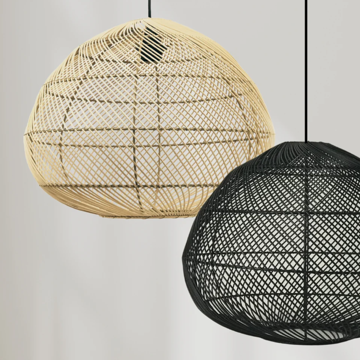 Shallot Rattan Pendant - Black