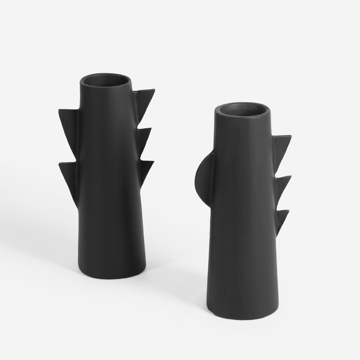 Zigzag Curve Vase - Black