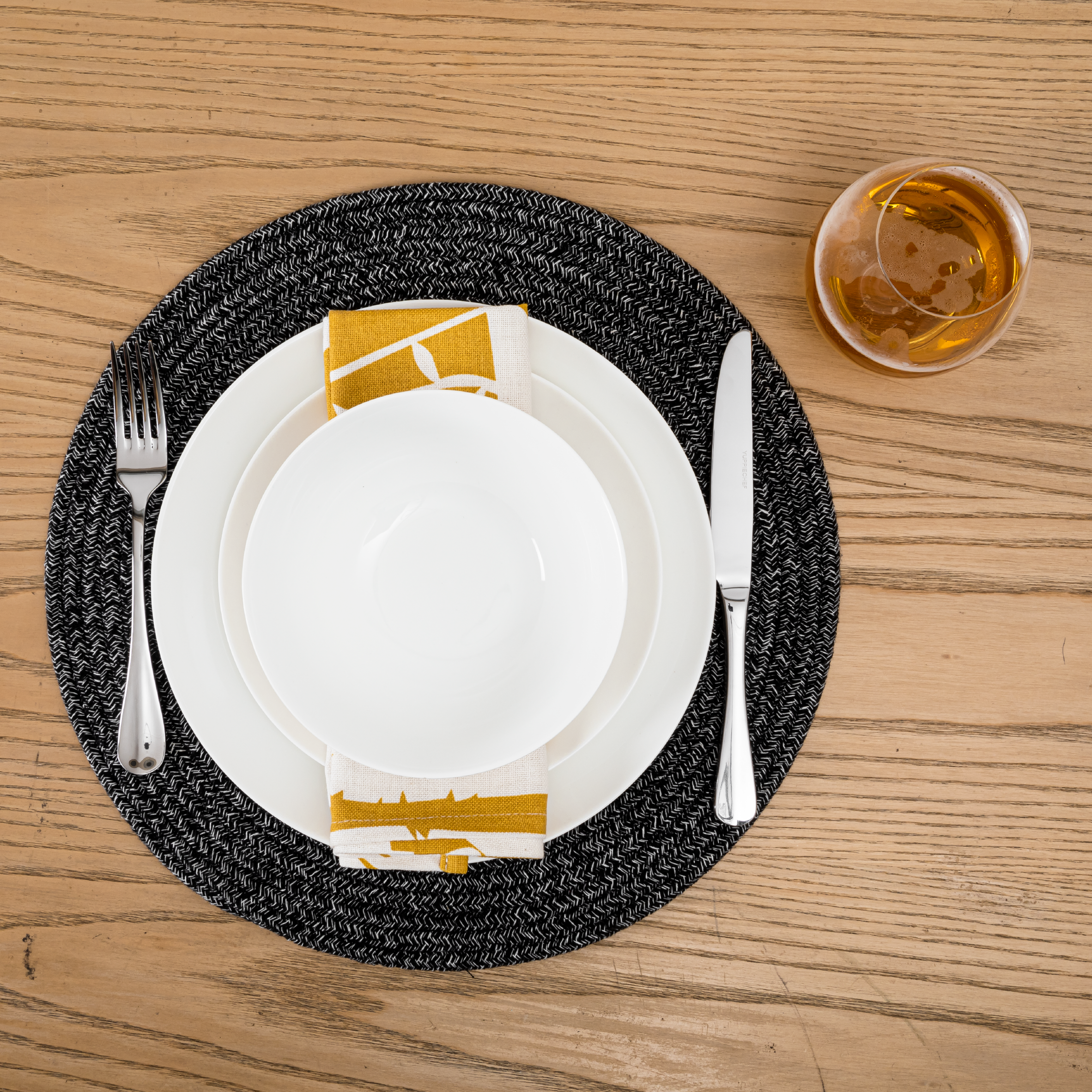 Round Placemats Set of 2 - Black