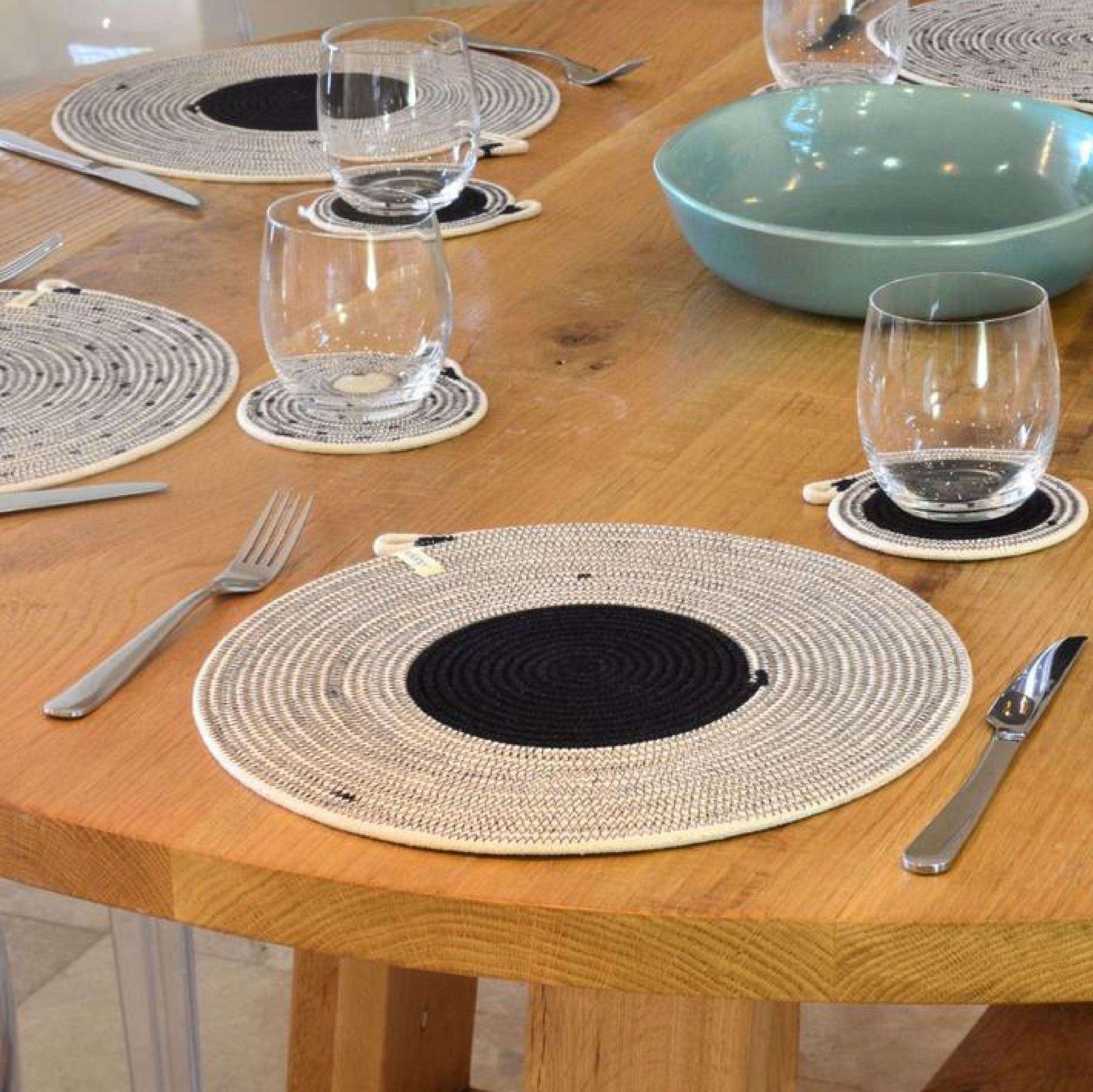 Placemats & Coasters Liquorice (set of 4 each)