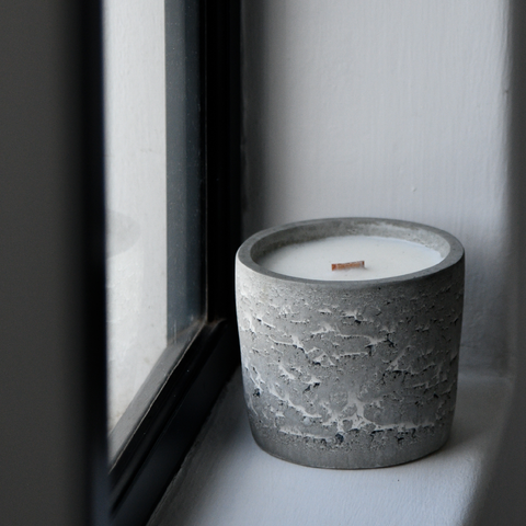 Dark Grey Concrete Candle - Lemongrass & Ginger