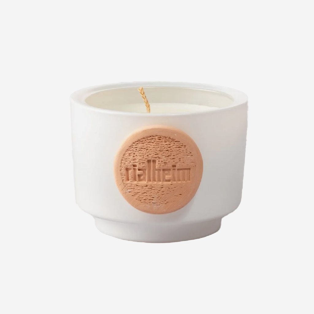 The Poolroom Scented Candle - 140g